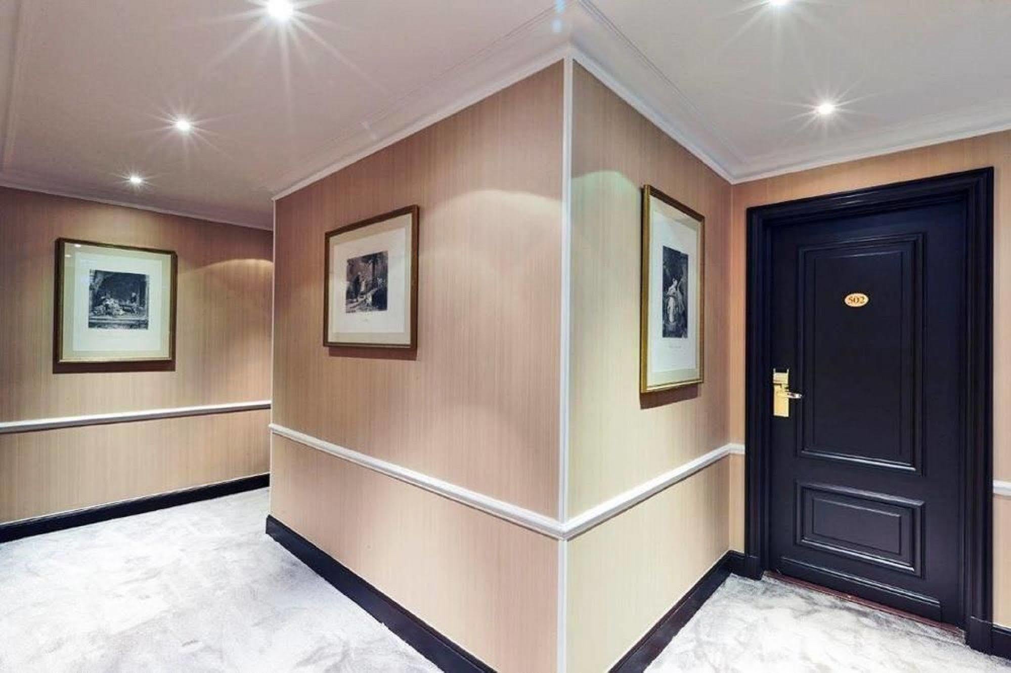 Golden Tulip Washington Opera Hotel Paris Bagian luar foto