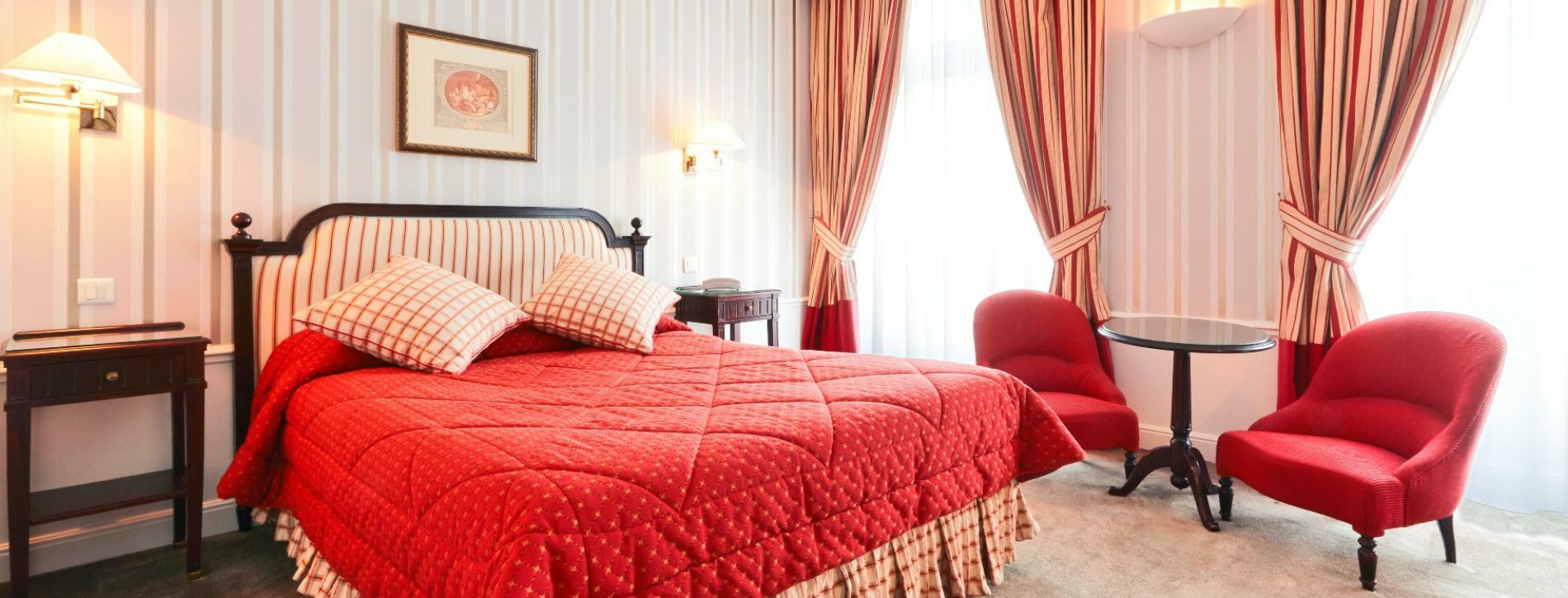 Golden Tulip Washington Opera Hotel Paris Bagian luar foto